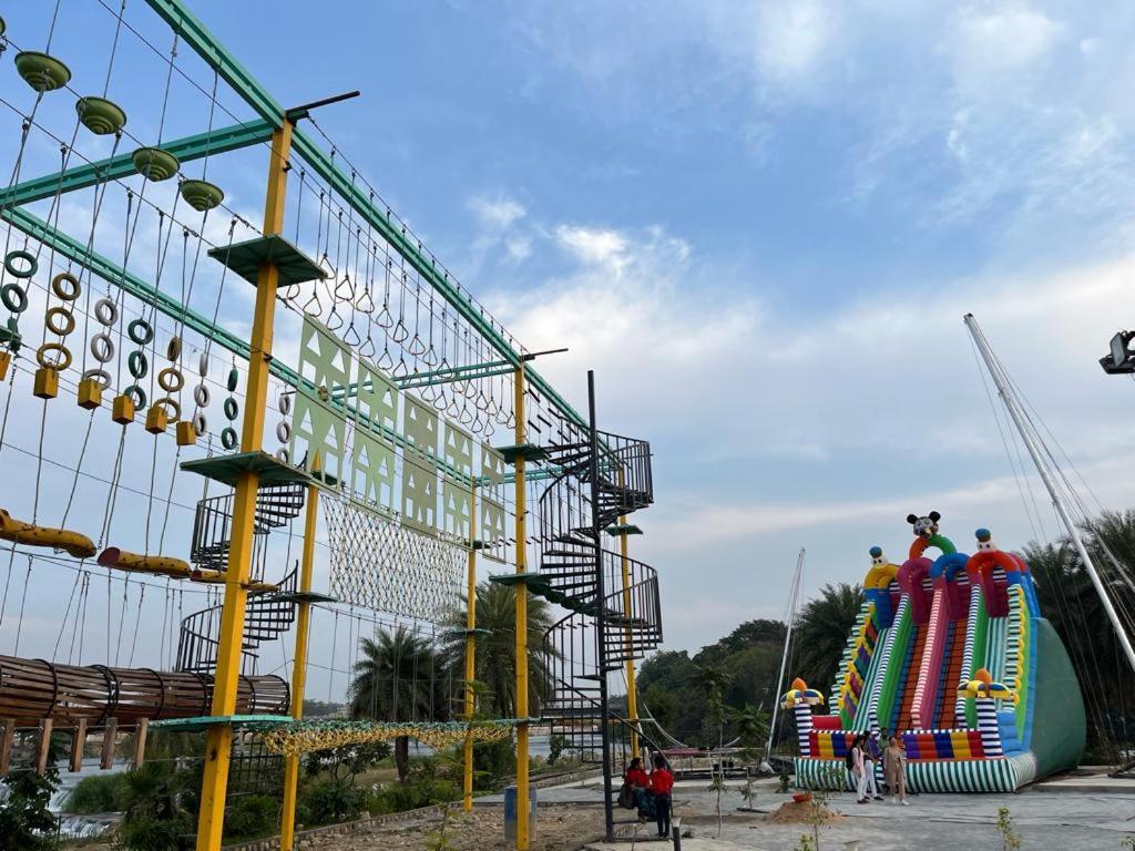 Hotel Eco Park Rewa Экстерьер фото