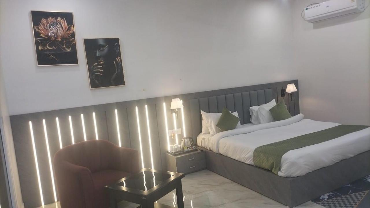 Hotel Eco Park Rewa Экстерьер фото